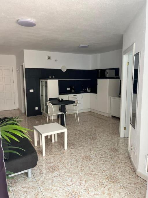 Heyhome Lynn 306 Los Cristianos  Exterior photo